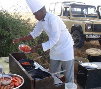 Bush breakfast, Amboseli